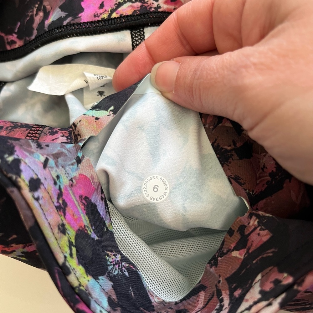 Lululemon Base Pace HR 23” Tights Multi Floral Size 6 - Picture 5 of 9